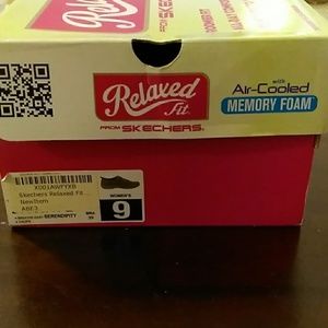 Skechers Relaxed Fit